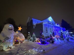 Holiday House Winner